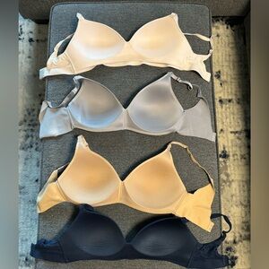 SOMA - Enbliss Wireless bra - 34D - Lot of 4